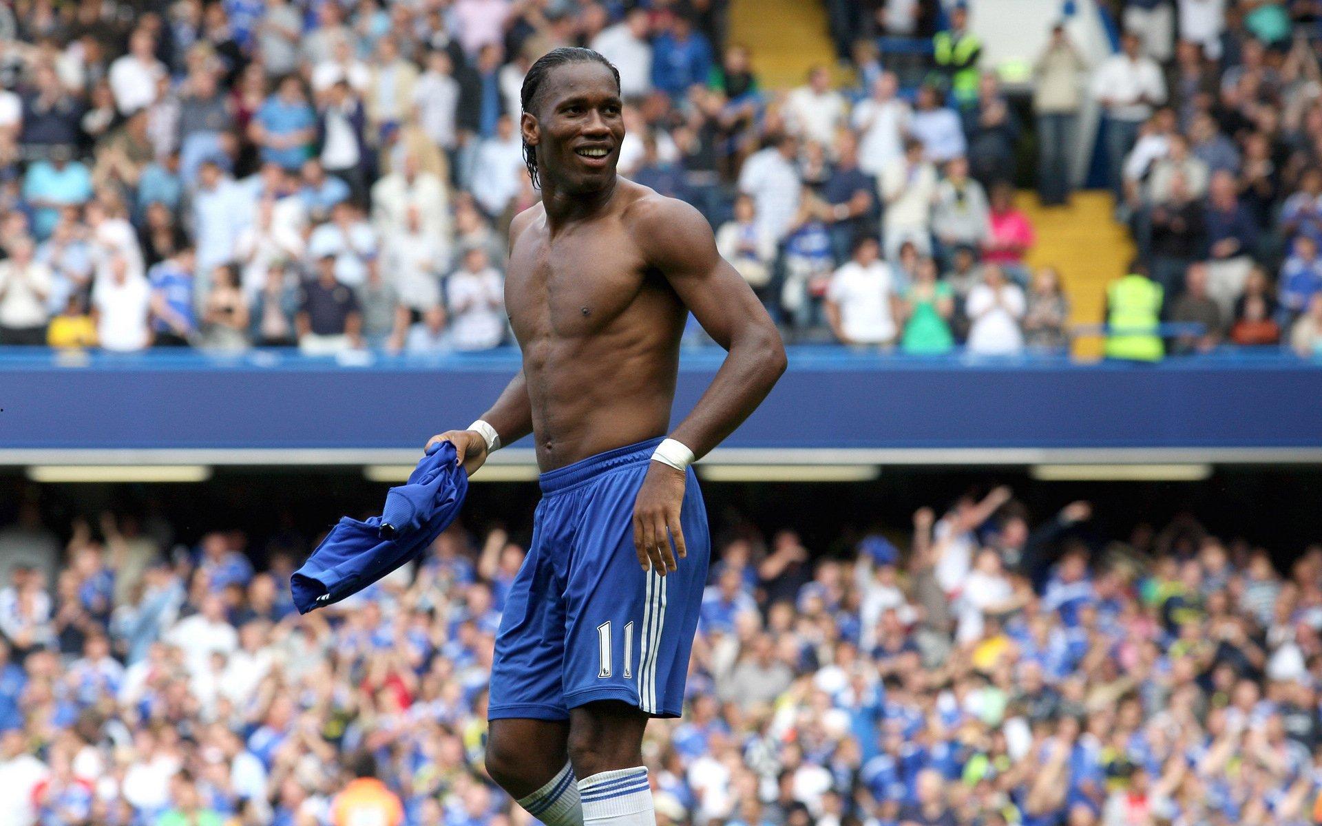 欧洲足坛转会市场风云再起 豪门争夺战愈演愈烈